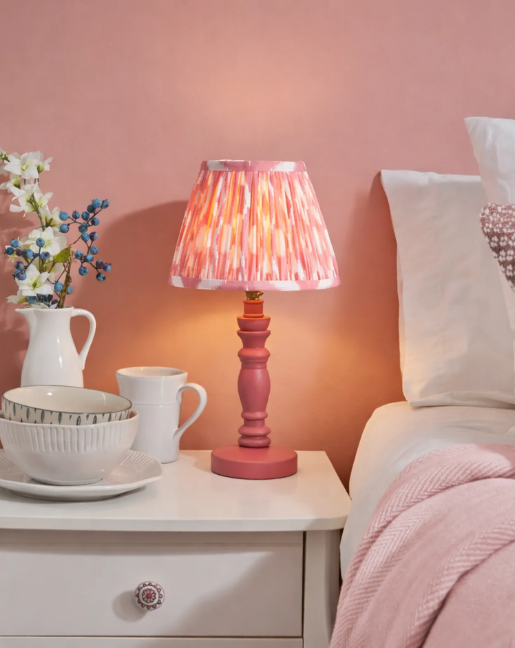 pink_lamp_748x940
